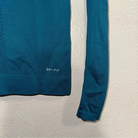 Nike Longsleeve Running Compression Half Zip XS - Picture 5 of 8